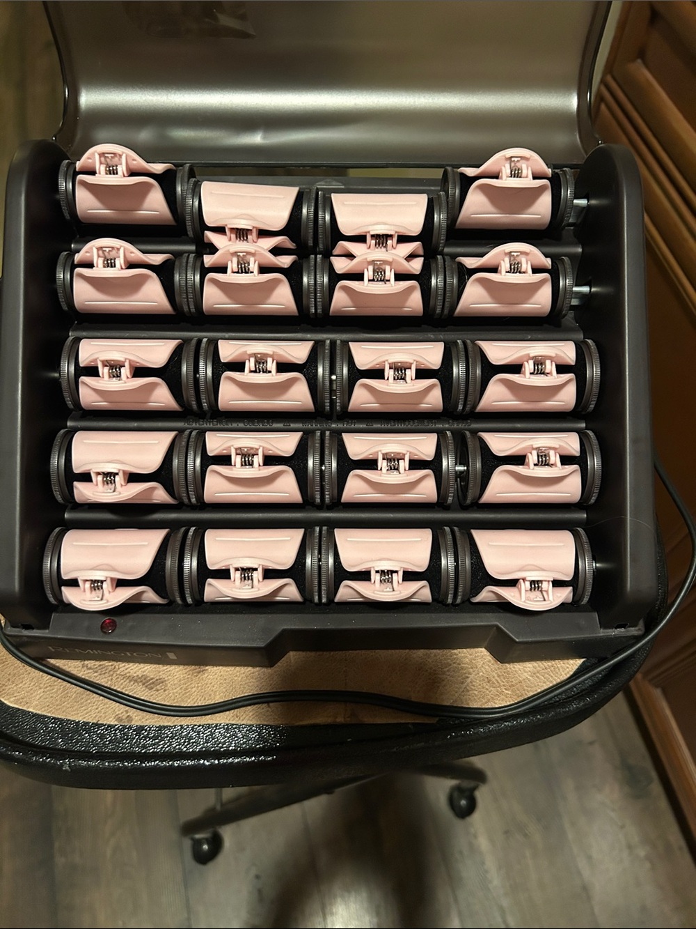 Remington Pink Curling Rollers with Clear Carry Case